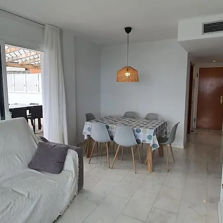 Atico Con Gran Terraza, Vistas Y Plaza De Parking *