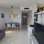 Atico Con Gran Terraza Y Vistas Al Mar *